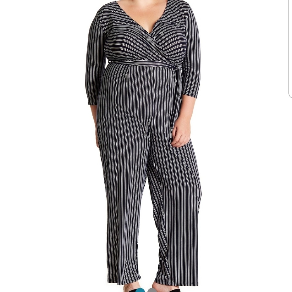 NWT Striped tie waist jumpsuit 2XL